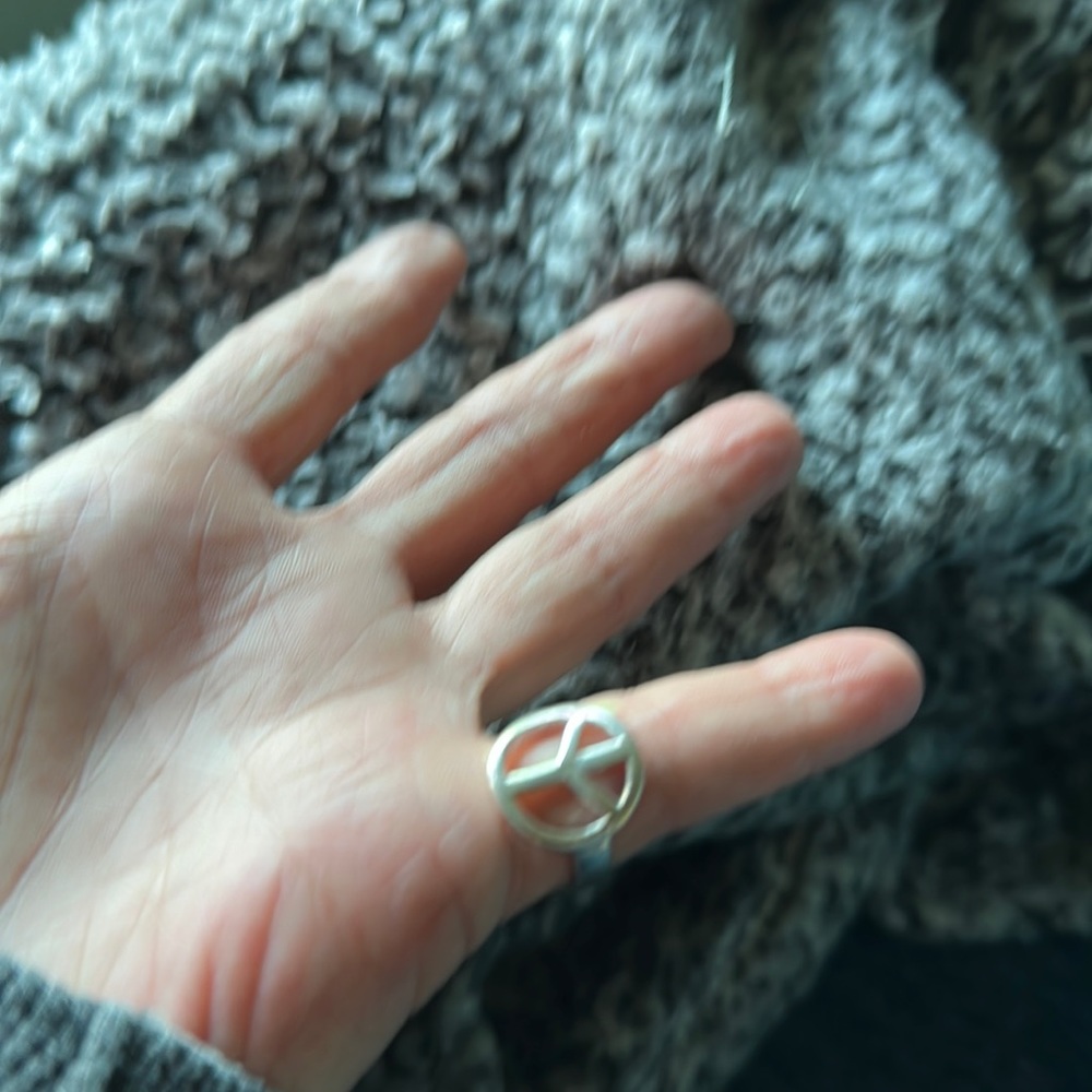 Silver peace ring size 7